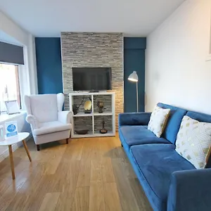  Apartment Anjore House - Modern Serviced In